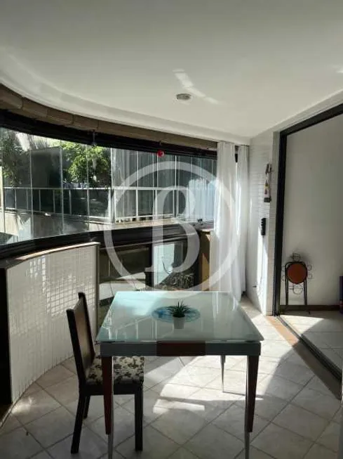 Foto 1 de Apartamento com 3 Quartos à venda, 107m² em Jardim Oceanico, Rio de Janeiro