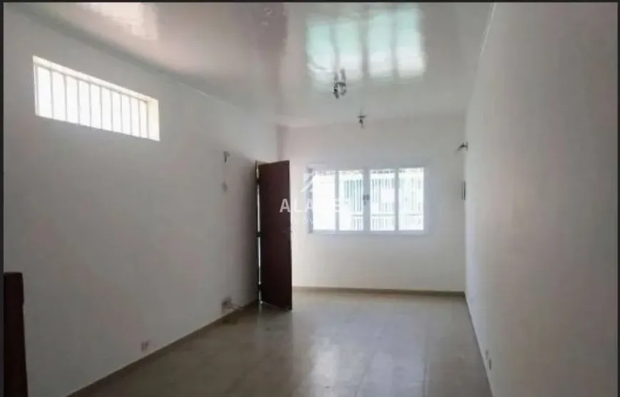 Foto 1 de Casa com 2 Quartos à venda, 70m² em Campo Belo, São Paulo