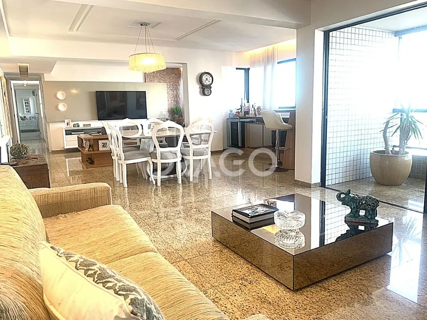 Foto 1 de Apartamento com 3 Quartos à venda, 187m² em Boa Viagem, Recife