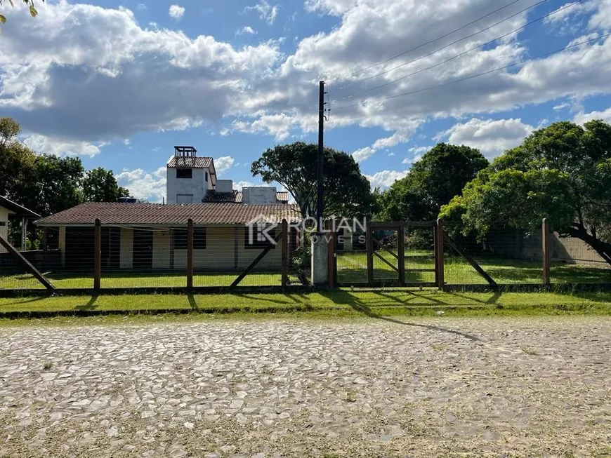 Foto 1 de Casa com 5 Quartos à venda, 183m² em Malinsky, Arroio do Sal