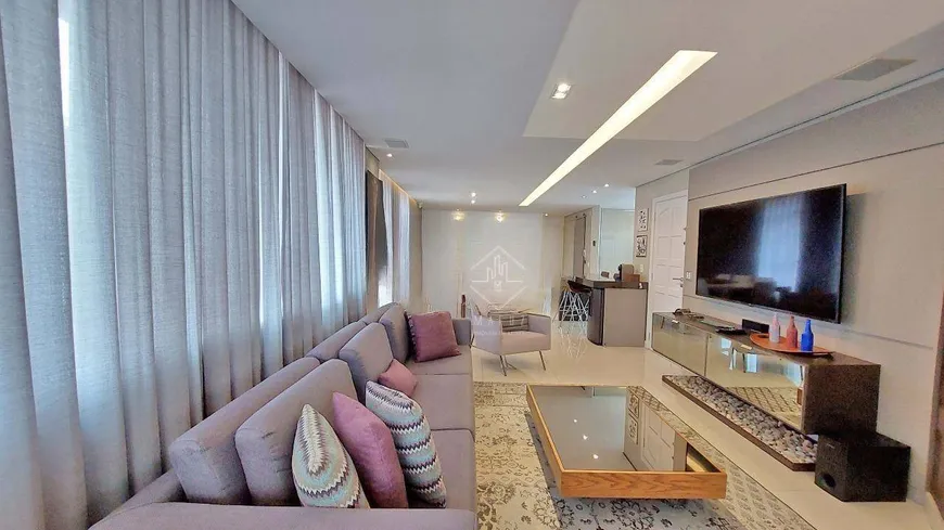Foto 1 de Apartamento com 3 Quartos à venda, 135m² em Serra, Belo Horizonte