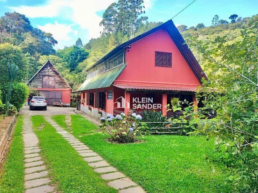 Foto 1 de Fazenda/Sítio com 5 Quartos à venda, 23000m² em Braunes, Nova Friburgo