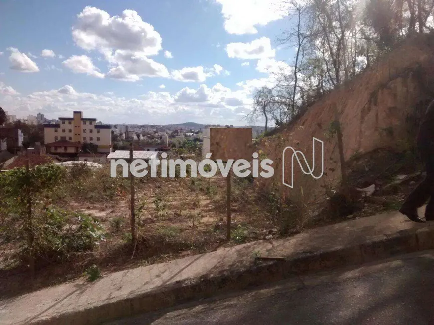 Foto 1 de Lote/Terreno à venda, 430m² em Ouro Preto, Belo Horizonte