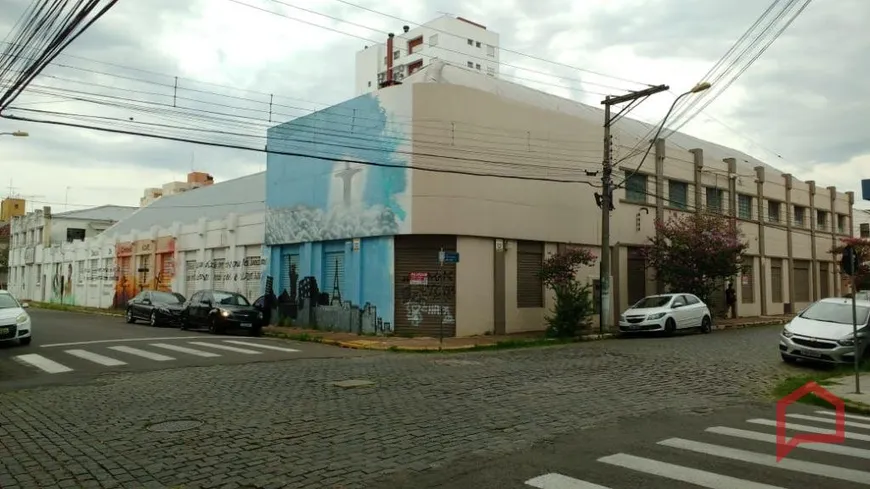 Foto 1 de Galpão/Depósito/Armazém à venda, 1800m² em Centro, São Leopoldo