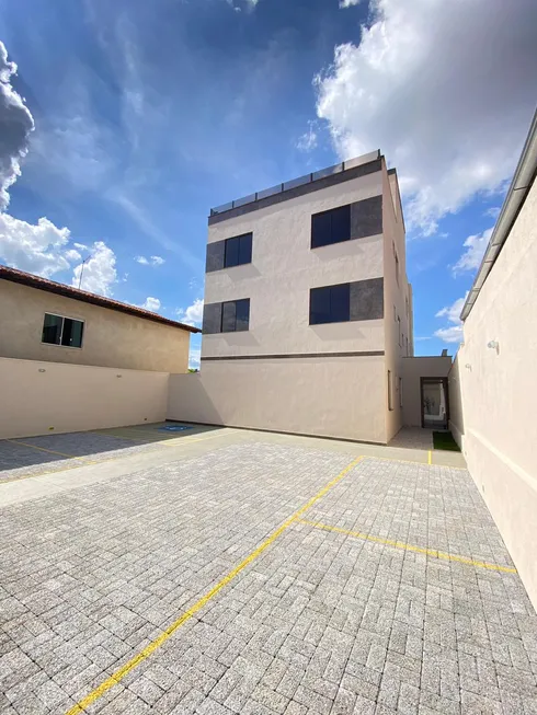 Foto 1 de Apartamento com 3 Quartos à venda, 100m² em Parque Xangri La, Contagem