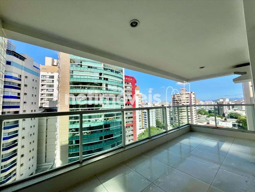 Foto 1 de Apartamento com 3 Quartos para alugar, 123m² em Praia da Costa, Vila Velha