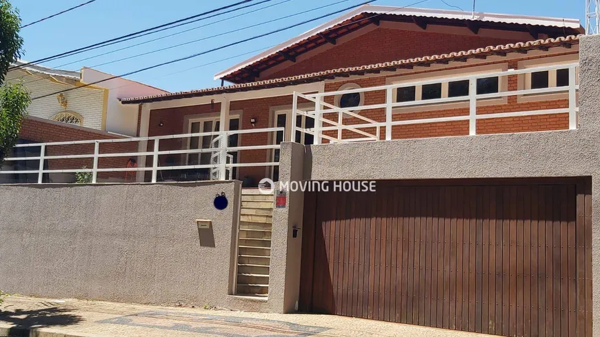 Foto 1 de Casa com 3 Quartos à venda, 198m² em Jardim Celani, Valinhos