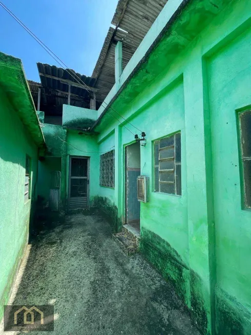 Foto 1 de Casa com 2 Quartos à venda, 70m² em Penha Circular, Rio de Janeiro