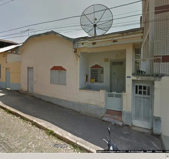 Foto 1 de Casa com 3 Quartos à venda, 400m² em Palmeiras, Ponte Nova