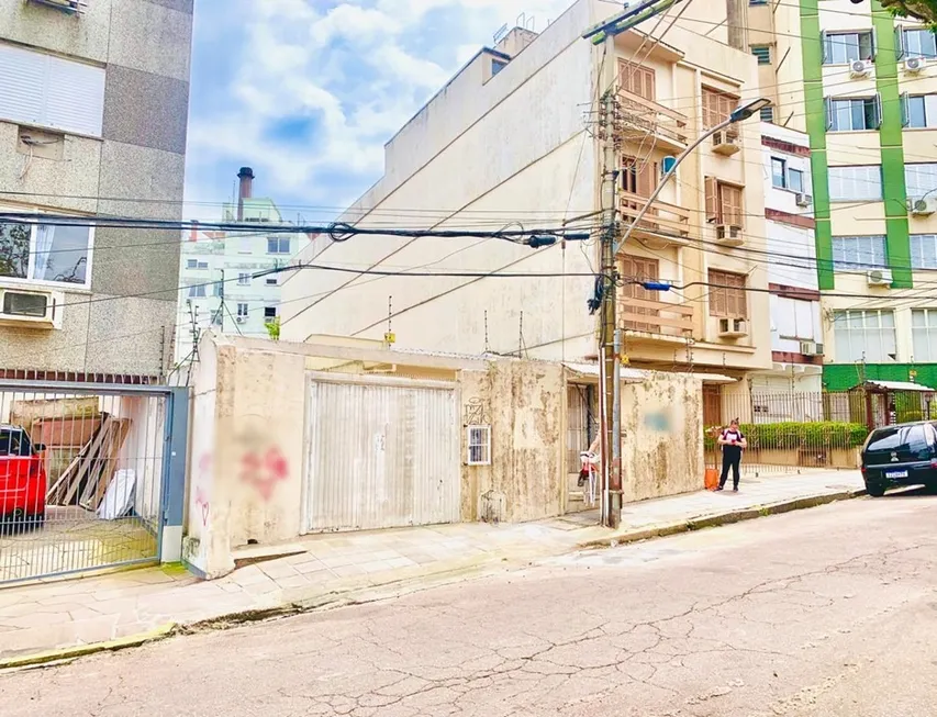 Foto 1 de Casa com 2 Quartos à venda, 350m² em Centro Histórico, Porto Alegre