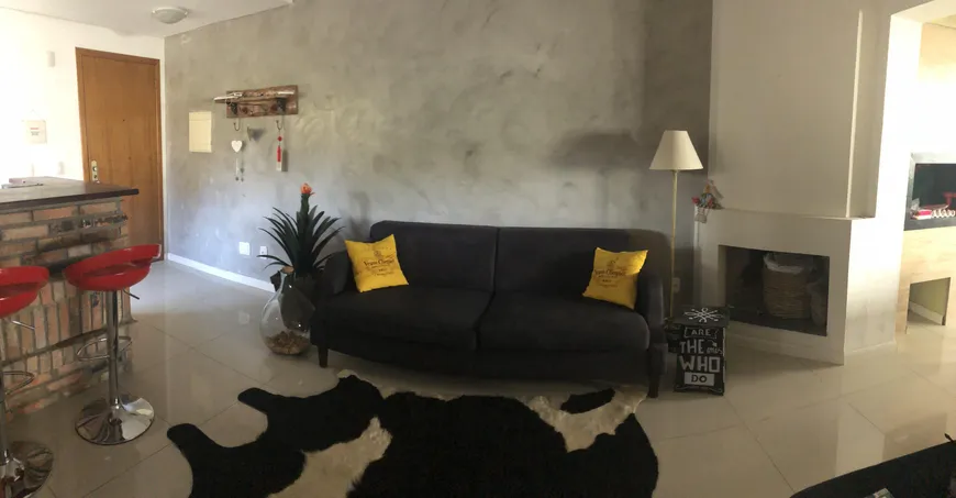 Foto 1 de Apartamento com 1 Quarto à venda, 74m² em Sarandi, Porto Alegre