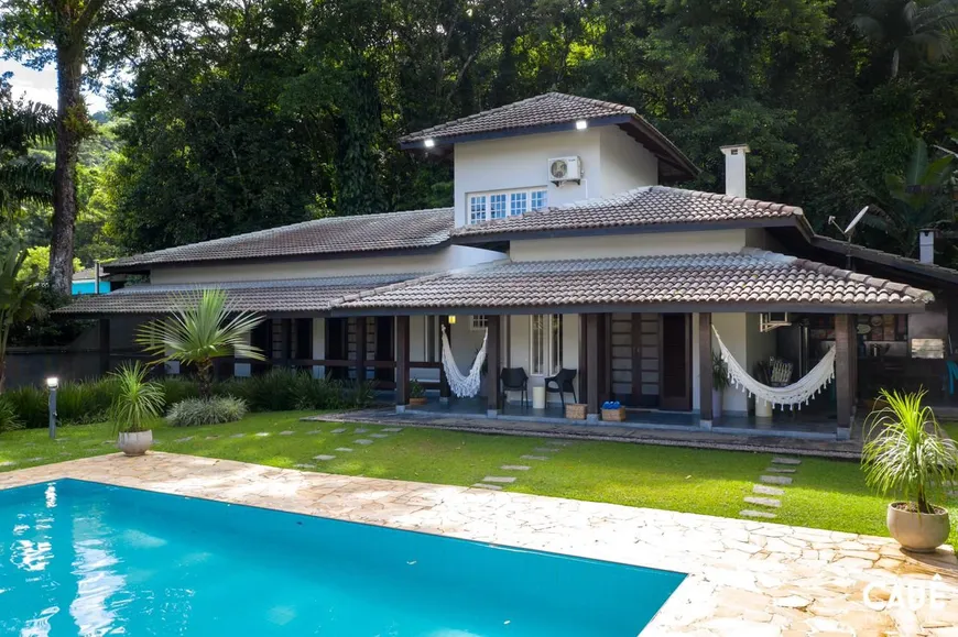 Foto 1 de Casa com 5 Quartos à venda, 1000m² em PRAIA DE MARANDUBA, Ubatuba