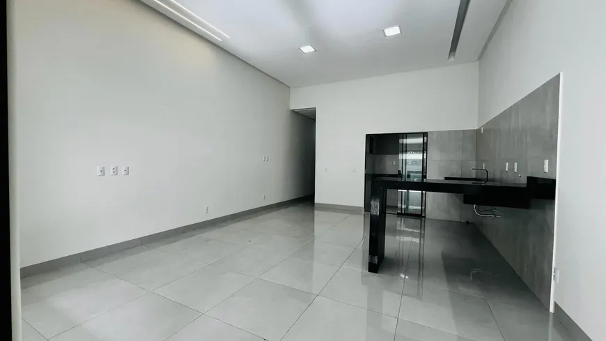 Foto 1 de Casa com 3 Quartos à venda, 134m² em Jardim Presidente, Goiânia