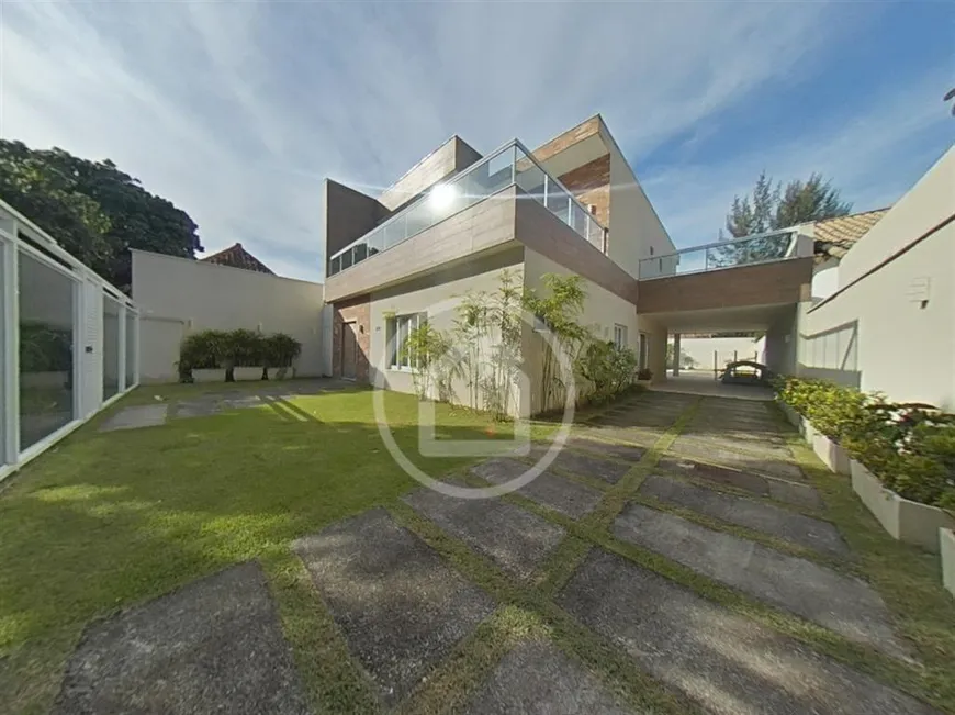 Foto 1 de Casa de Condomínio com 6 Quartos à venda, 463m² em Recreio Dos Bandeirantes, Rio de Janeiro