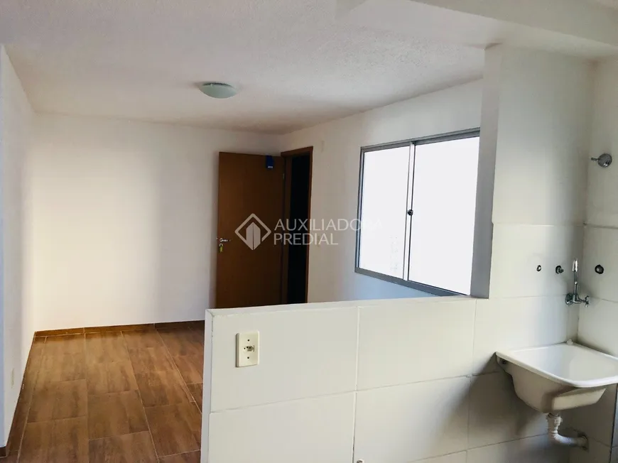 Foto 1 de Apartamento com 2 Quartos à venda, 42m² em Igara, Canoas