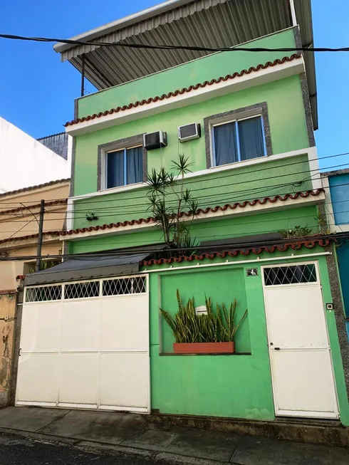 Foto 1 de Casa de Condomínio com 3 Quartos à venda, 172m² em Oswaldo Cruz, Rio de Janeiro