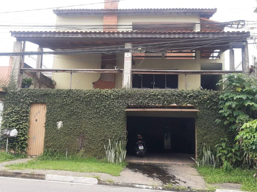Foto 1 de Casa com 4 Quartos à venda, 395m² em Granja Viana, Cotia