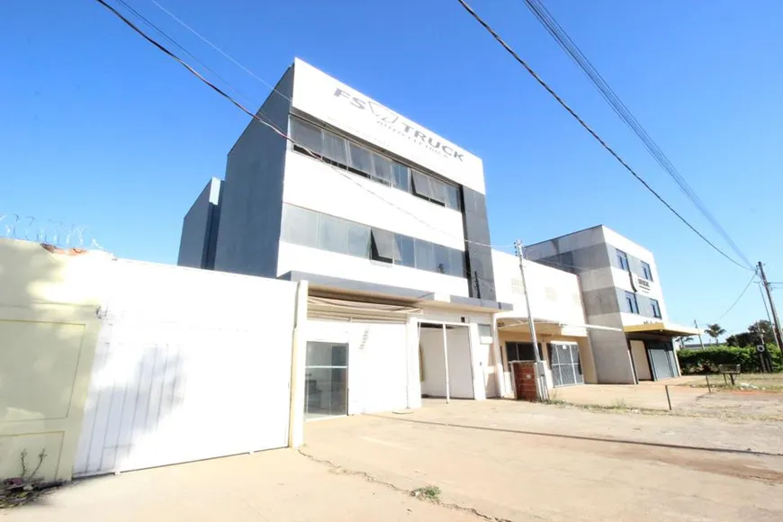 Foto 1 de Galpão/Depósito/Armazém para alugar, 488m² em Zona Industrial, Brasília