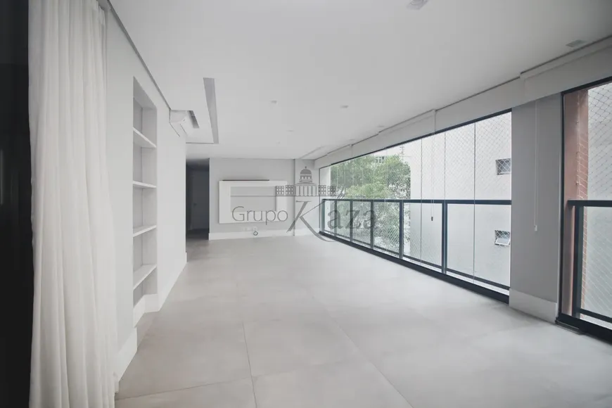 Foto 1 de Apartamento com 3 Quartos para alugar, 136m² em Jardim Paulista, São Paulo
