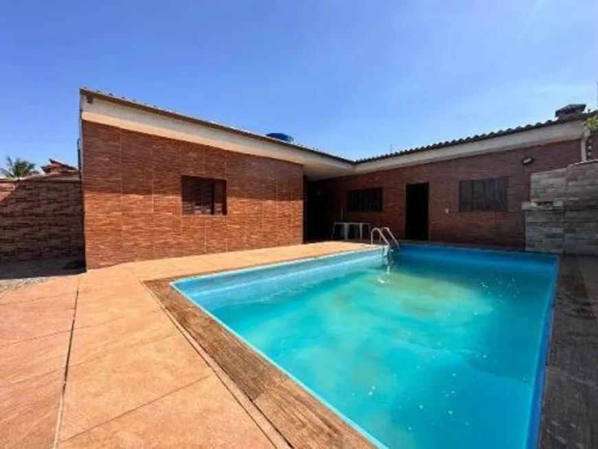 Foto 1 de Casa com 4 Quartos à venda, 120m² em Balneario Santa Julia, Itanhaém