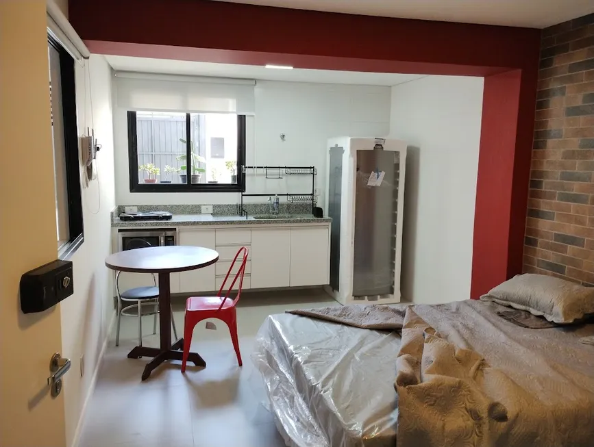 Foto 1 de Apartamento com 1 Quarto para alugar, 21m² em Mirandópolis, São Paulo