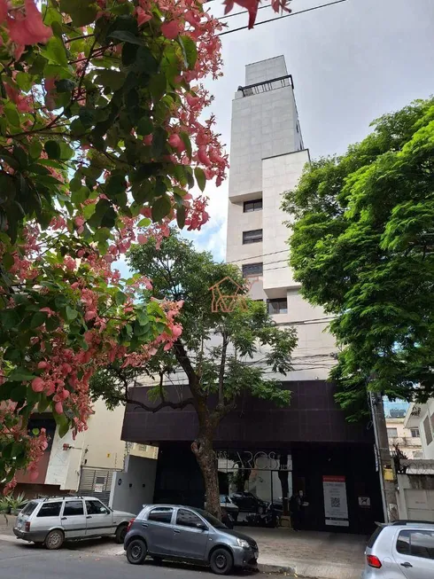 Foto 1 de Apartamento com 3 Quartos à venda, 163m² em Santo Agostinho, Belo Horizonte