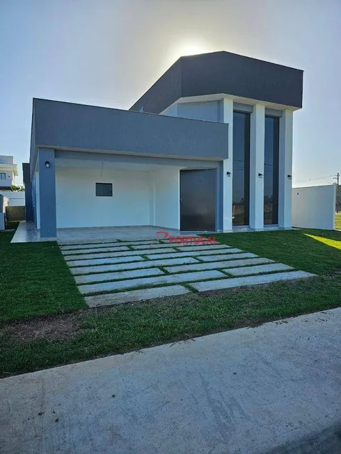 Foto 1 de Casa com 3 Quartos à venda, 210m² em Operário, Rio das Ostras