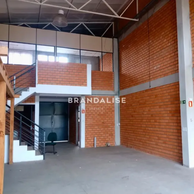 Foto 1 de Galpão/Depósito/Armazém para alugar, 141m² em Mato Grande, Canoas