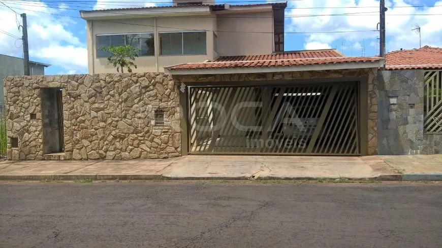 Foto 1 de Sobrado com 4 Quartos à venda, 271m² em Planalto Paraíso, São Carlos