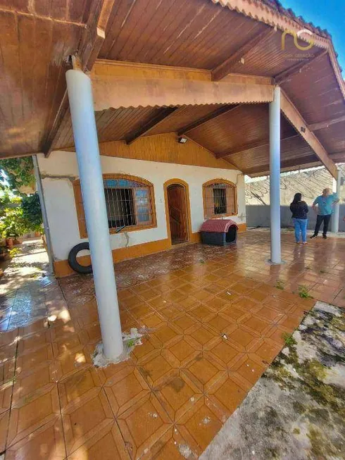 Foto 1 de Casa com 3 Quartos à venda, 87m² em Maracanã, Praia Grande