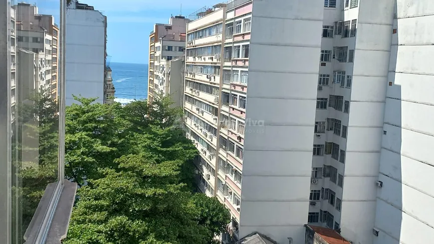 Foto 1 de Apartamento com 4 Quartos à venda, 188m² em Copacabana, Rio de Janeiro