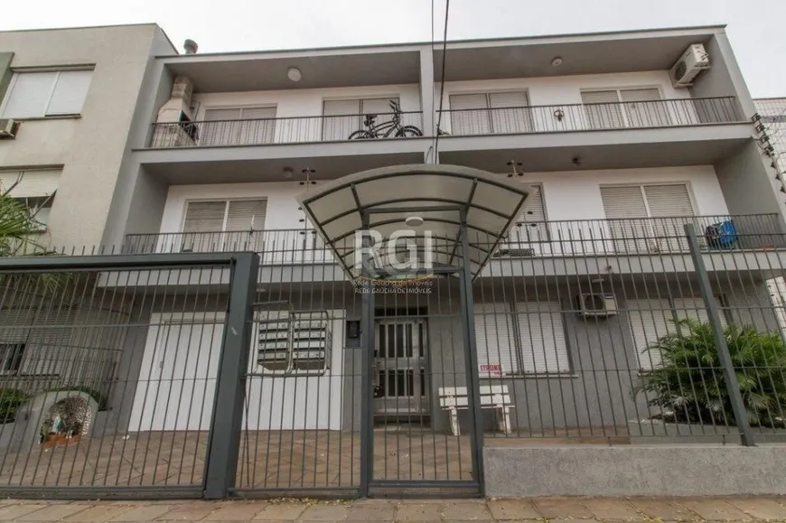 Foto 1 de Apartamento com 2 Quartos à venda, 79m² em Navegantes, Porto Alegre