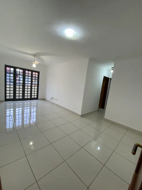 Foto 1 de Apartamento com 3 Quartos à venda, 90m² em Condomínio Itamaraty, Ribeirão Preto