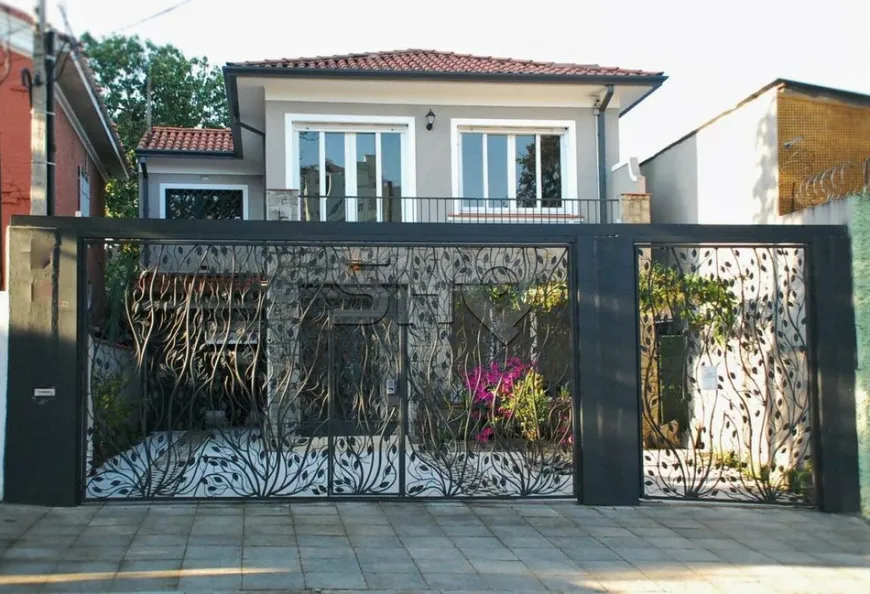 Foto 1 de Casa com 6 Quartos à venda, 350m² em Perdizes, São Paulo