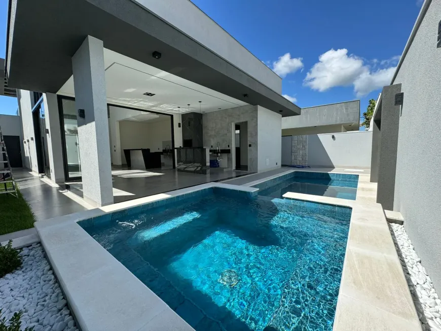 Foto 1 de Casa de Condomínio com 4 Quartos à venda, 256m² em Splendido, Uberlândia