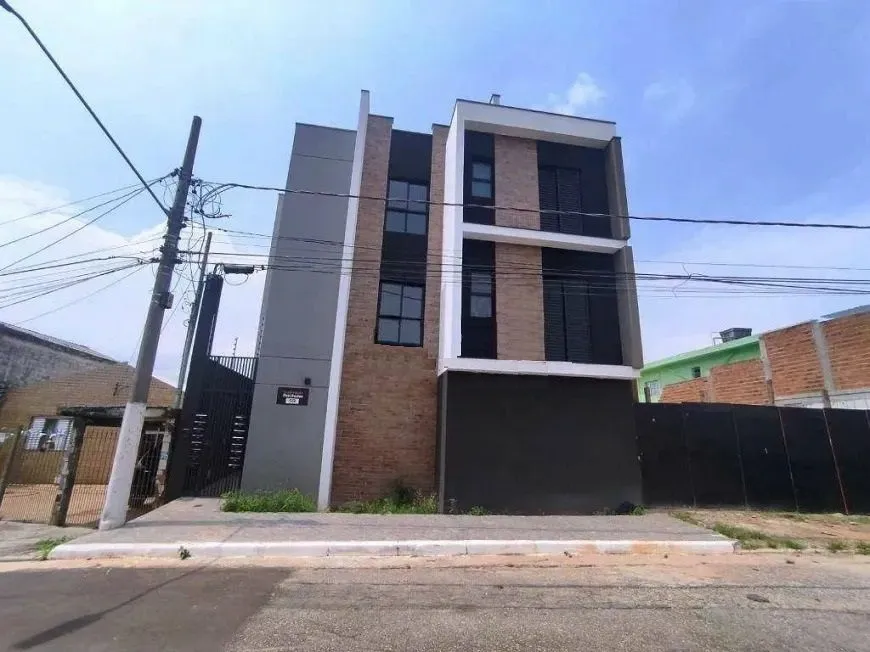 Foto 1 de Apartamento com 2 Quartos à venda, 43m² em Parque das Paineiras, São Paulo