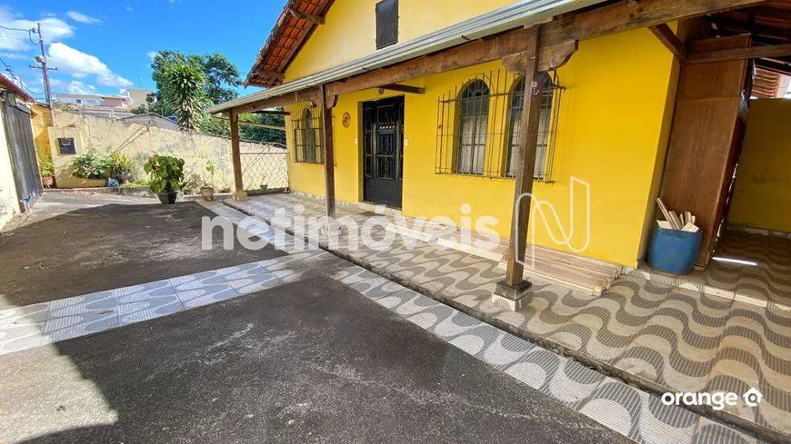 Foto 1 de Casa com 5 Quartos à venda, 390m² em Havaí, Belo Horizonte