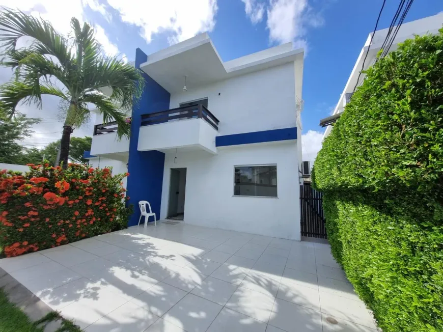 Foto 1 de Casa de Condomínio com 4 Quartos para alugar, 100m² em Buraquinho, Lauro de Freitas