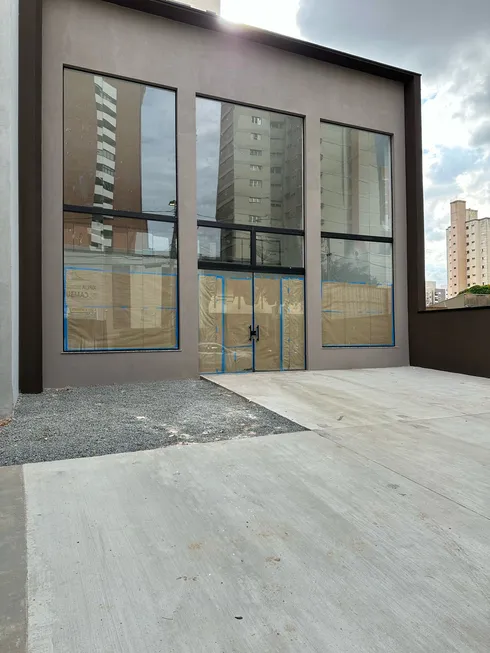 Foto 1 de Ponto Comercial para alugar, 224m² em Cambuí, Campinas