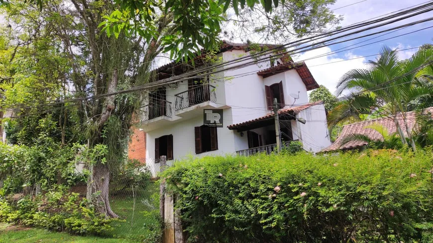 Foto 1 de Casa com 3 Quartos à venda, 302m² em Badu, Niterói