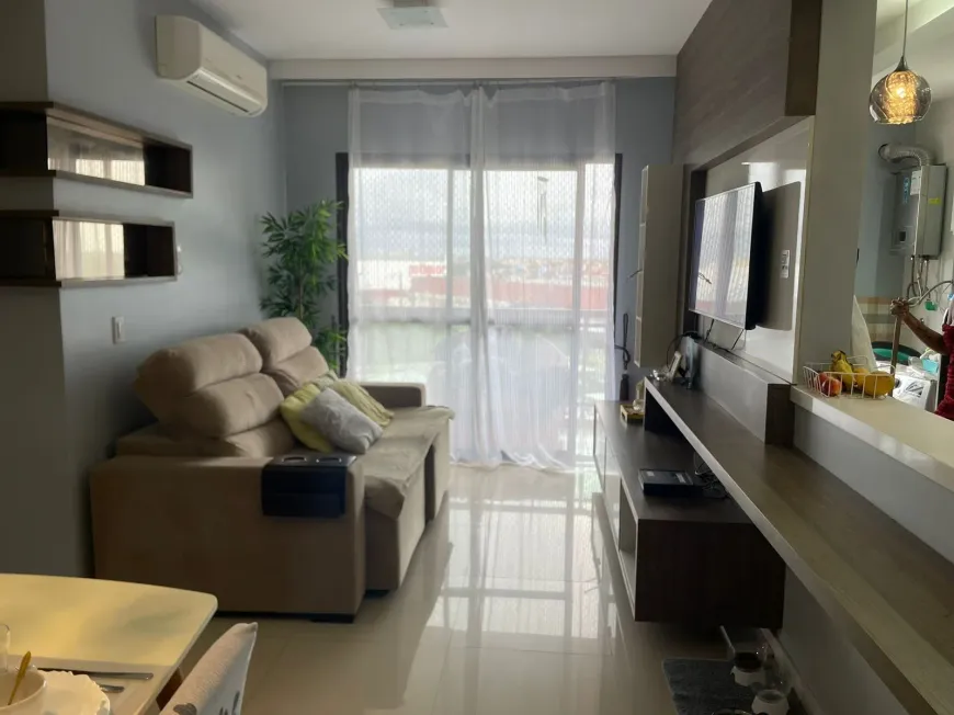 Foto 1 de Apartamento com 3 Quartos à venda, 77m² em Calhau, São Luís