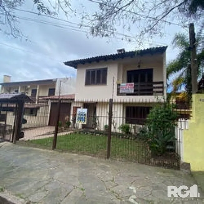 Foto 1 de Casa com 3 Quartos à venda, 269m² em Guarujá, Porto Alegre