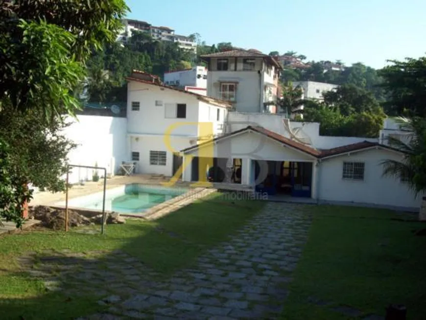 Foto 1 de Lote/Terreno à venda, 800m² em Itanhangá, Rio de Janeiro