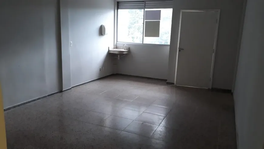 Foto 1 de Ponto Comercial para venda ou aluguel, 28m² em Santa Efigênia, Belo Horizonte