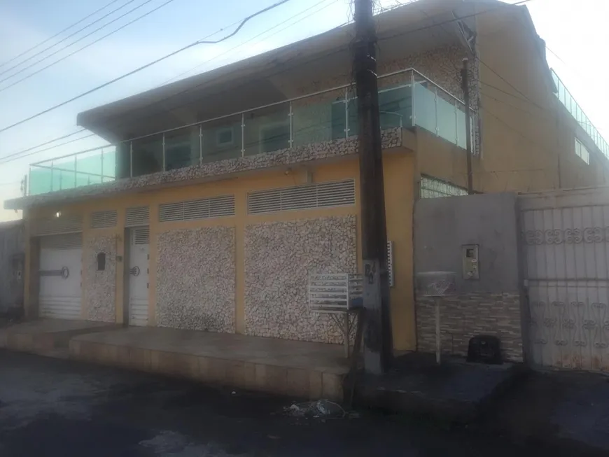 Foto 1 de Sobrado com 5 Quartos à venda, 500m² em Redenção, Manaus