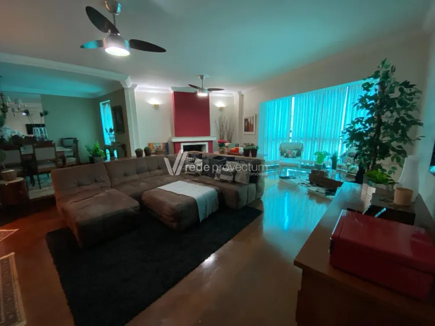 Foto 1 de Apartamento com 4 Quartos à venda, 213m² em Vila Itapura, Campinas