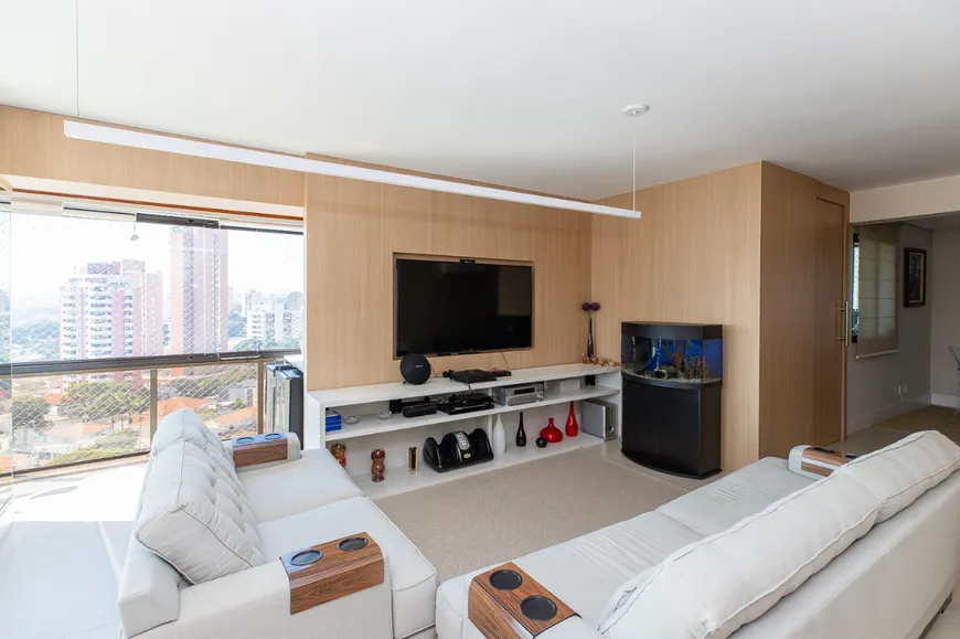Foto 1 de Apartamento com 3 Quartos à venda, 237m² em Campo Belo, São Paulo