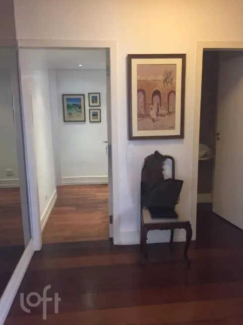 Foto 1 de Apartamento com 2 Quartos à venda, 160m² em Itaim Bibi, São Paulo