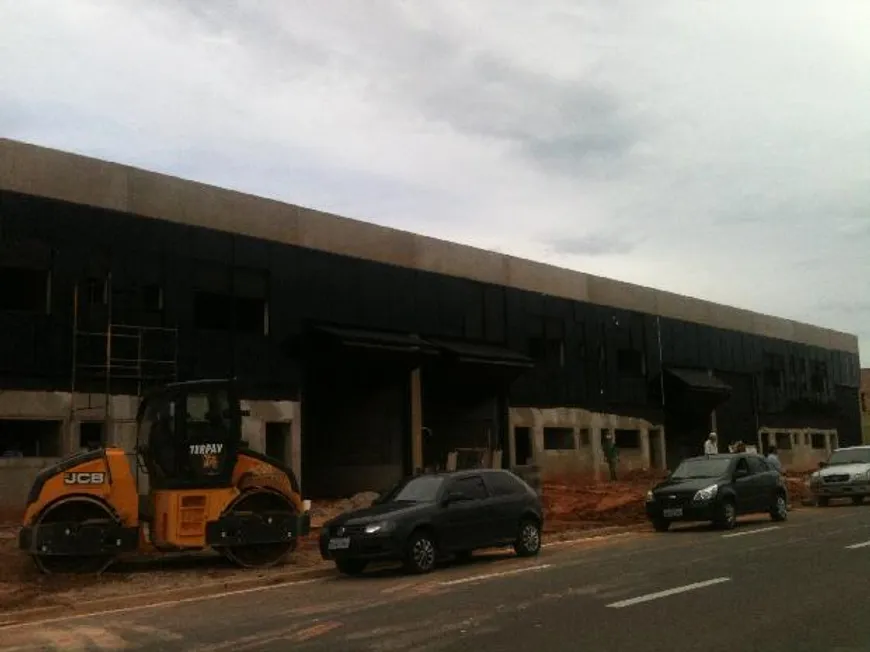 Foto 1 de Galpão/Depósito/Armazém à venda, 275m² em Wanel Ville, Sorocaba