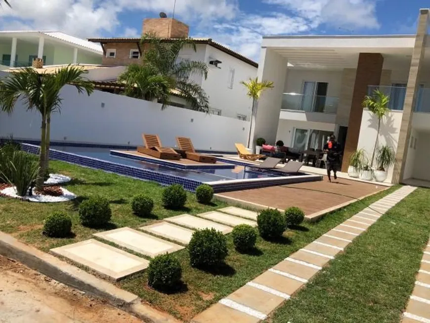 Foto 1 de Casa de Condomínio com 5 Quartos para alugar, 375m² em Guarajuba Monte Gordo, Camaçari